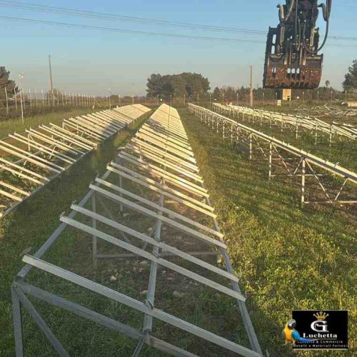 smontaggio-strutture-fotovoltaiche-a-terra