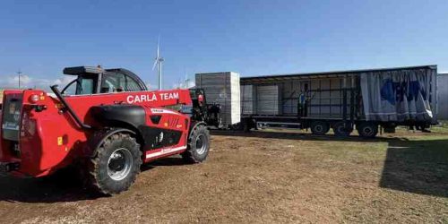 carico-moduli-fotovoltaici-su-camion